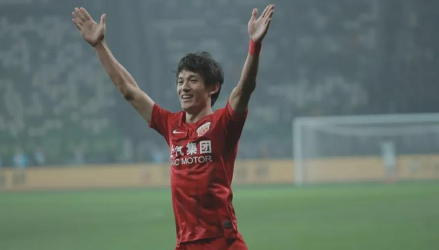 乐鱼体育官方-0-6！中超冠军溃败，申花队1-1爆冷，国足将大战乌兹别克斯坦队