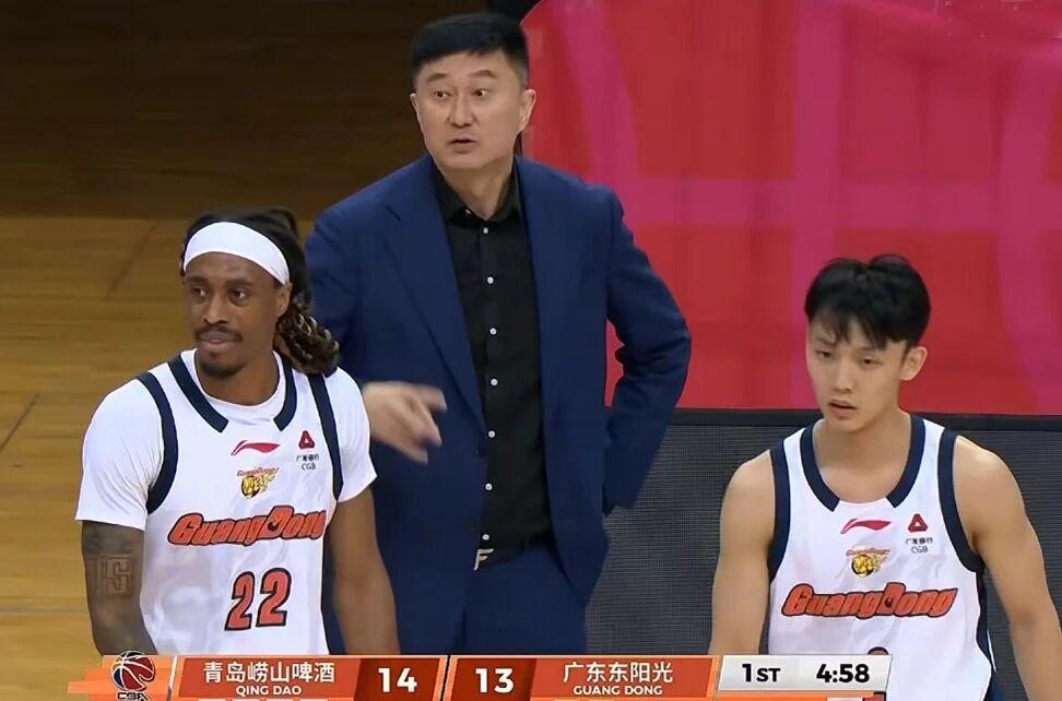 乐鱼体育官方-16分大逆转！广东男篮加时5分险胜青岛，麦考尔43分王洪泽22+8+4